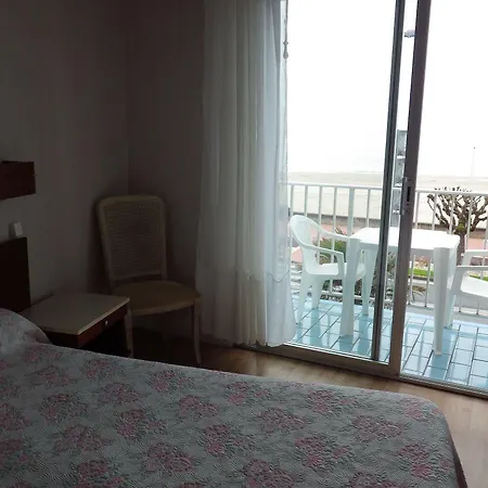 Les Embruns 2* Royan