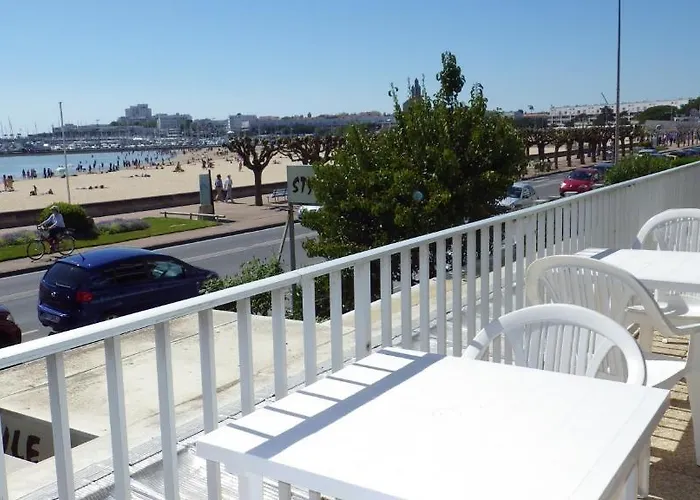 Les Embruns 2* Руайян