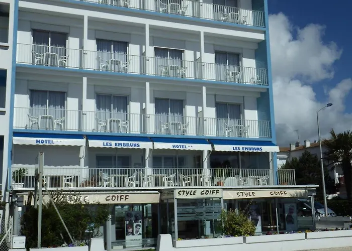 Les Embruns Руайян