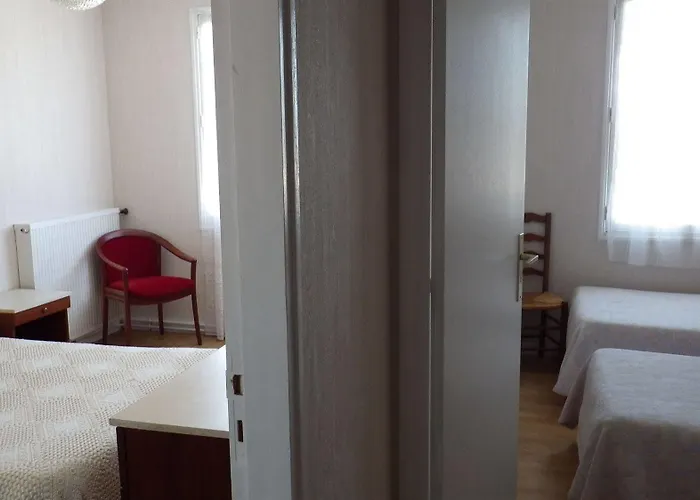 Отель Les Embruns Руайян